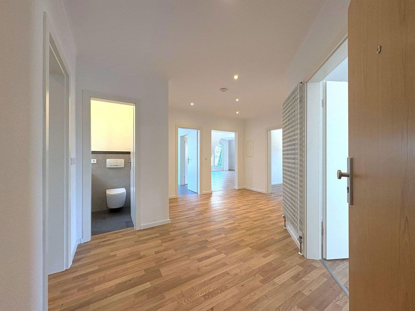Prodej bytu 3+1 114 m², Kuthstraße 87, Köln, Severní Porýní-Vestfálsko Prodej bytu 3+1 114 m², Kuthstraße 87, Köln, Severní Porýní-Vestfálsko