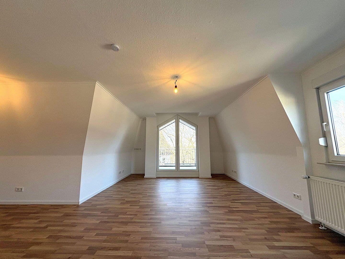 Prodej bytu 3+1 114 m², Kuthstraße 87, Köln, Severní Porýní-Vestfálsko Prodej bytu 3+1 114 m², Kuthstraße 87, Köln, Severní Porýní-Vestfálsko