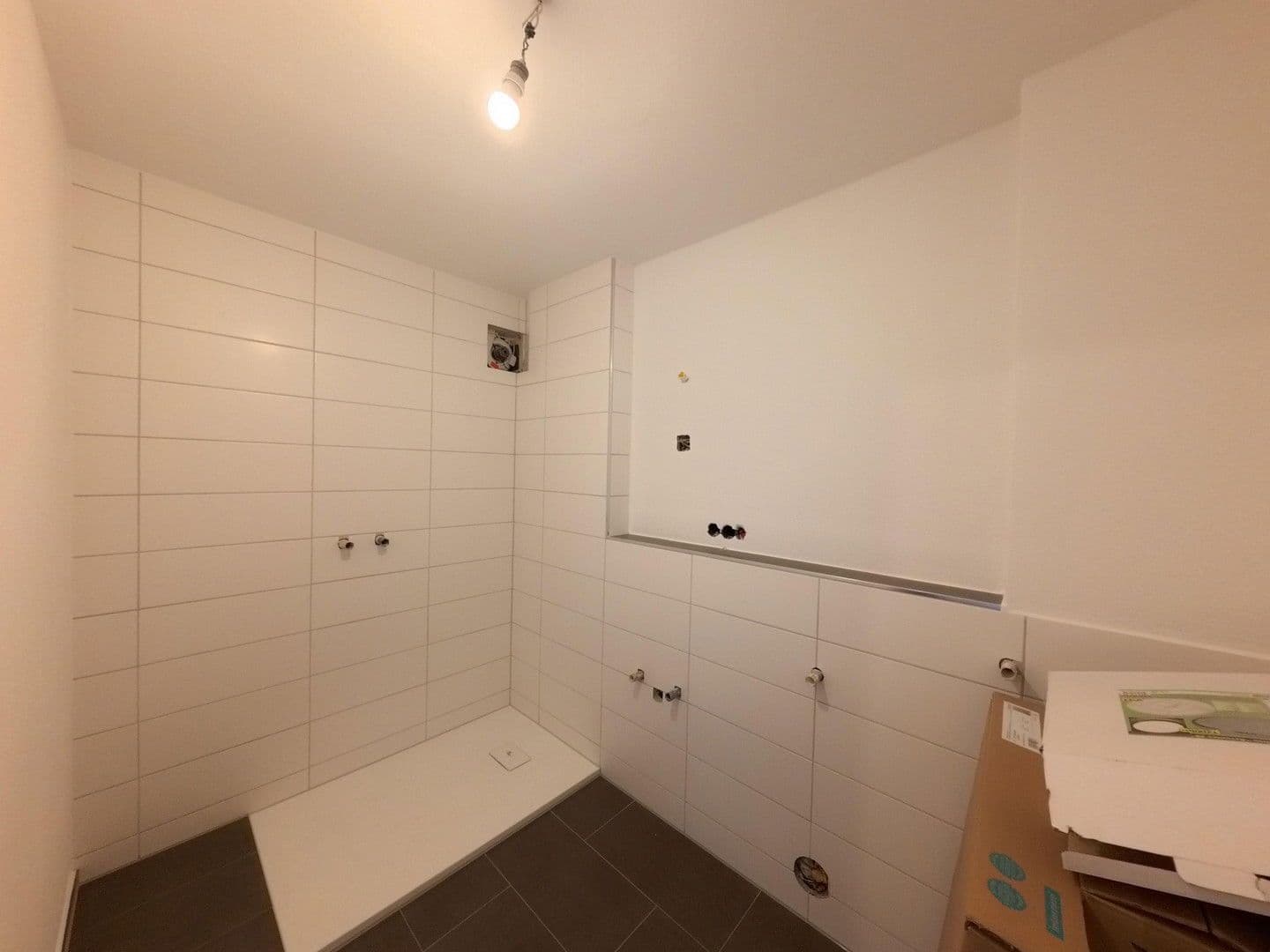 Pronájem bytu 2+1 60 m², Siegelsdorfer Stre. 22a, Seukendorf, Bavorsko Pronájem bytu 2+1 60 m², Siegelsdorfer Stre. 22a, Seukendorf, Bavorsko