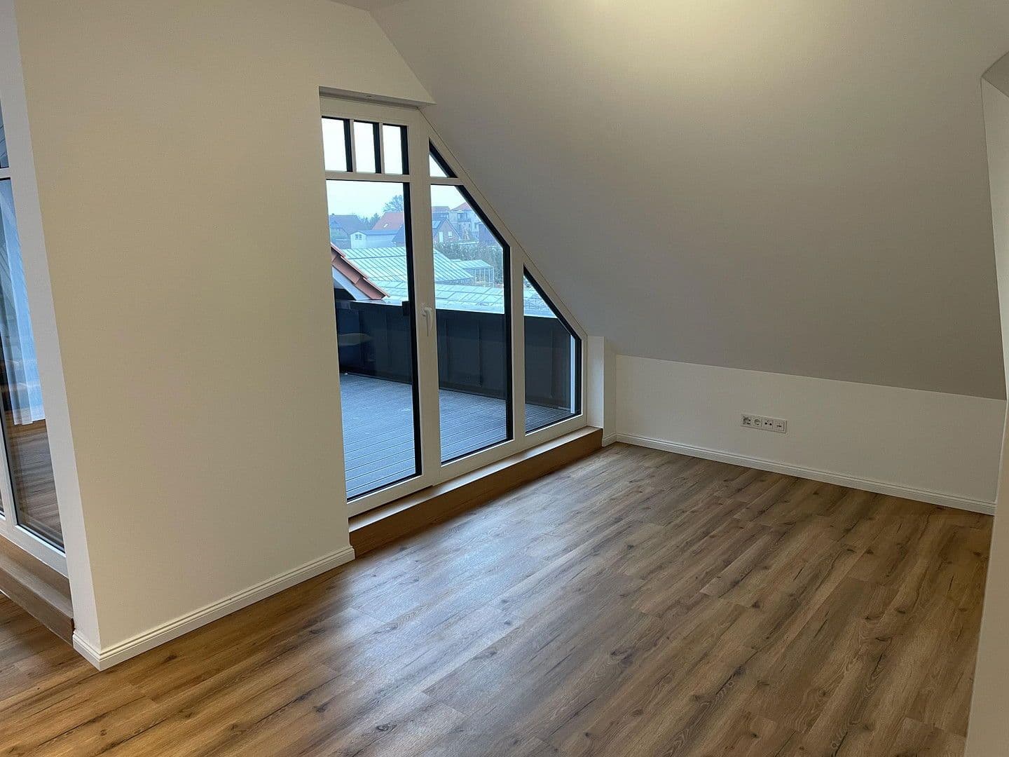 Pronájem bytu 4+1 93 m², Faslamsstieg 2, Winsen (Luhe), Dolní Sasko Pronájem bytu 4+1 93 m², Faslamsstieg 2, Winsen (Luhe), Dolní Sasko