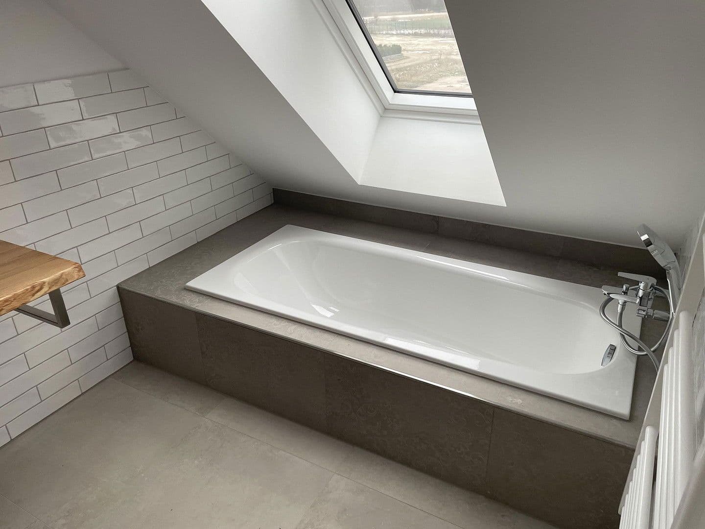 Pronájem bytu 4+1 93 m², Faslamsstieg 2, Winsen (Luhe), Dolní Sasko Pronájem bytu 4+1 93 m², Faslamsstieg 2, Winsen (Luhe), Dolní Sasko