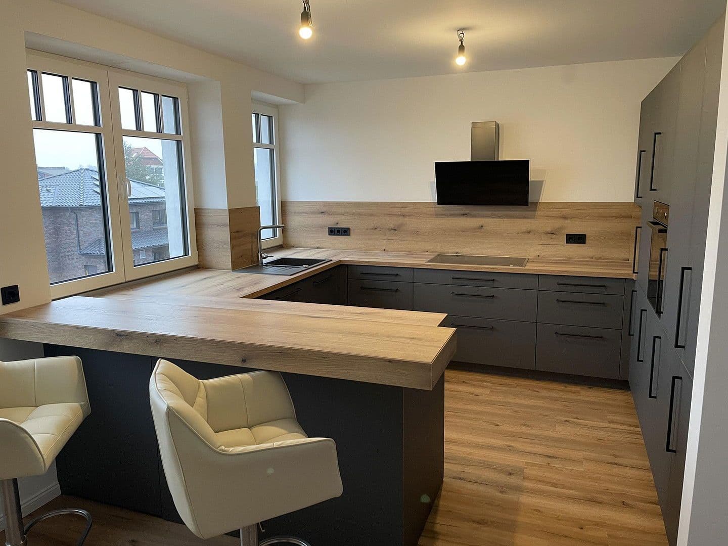 Pronájem bytu 4+1 93 m², Faslamsstieg 2, Winsen (Luhe), Dolní Sasko Pronájem bytu 4+1 93 m², Faslamsstieg 2, Winsen (Luhe), Dolní Sasko