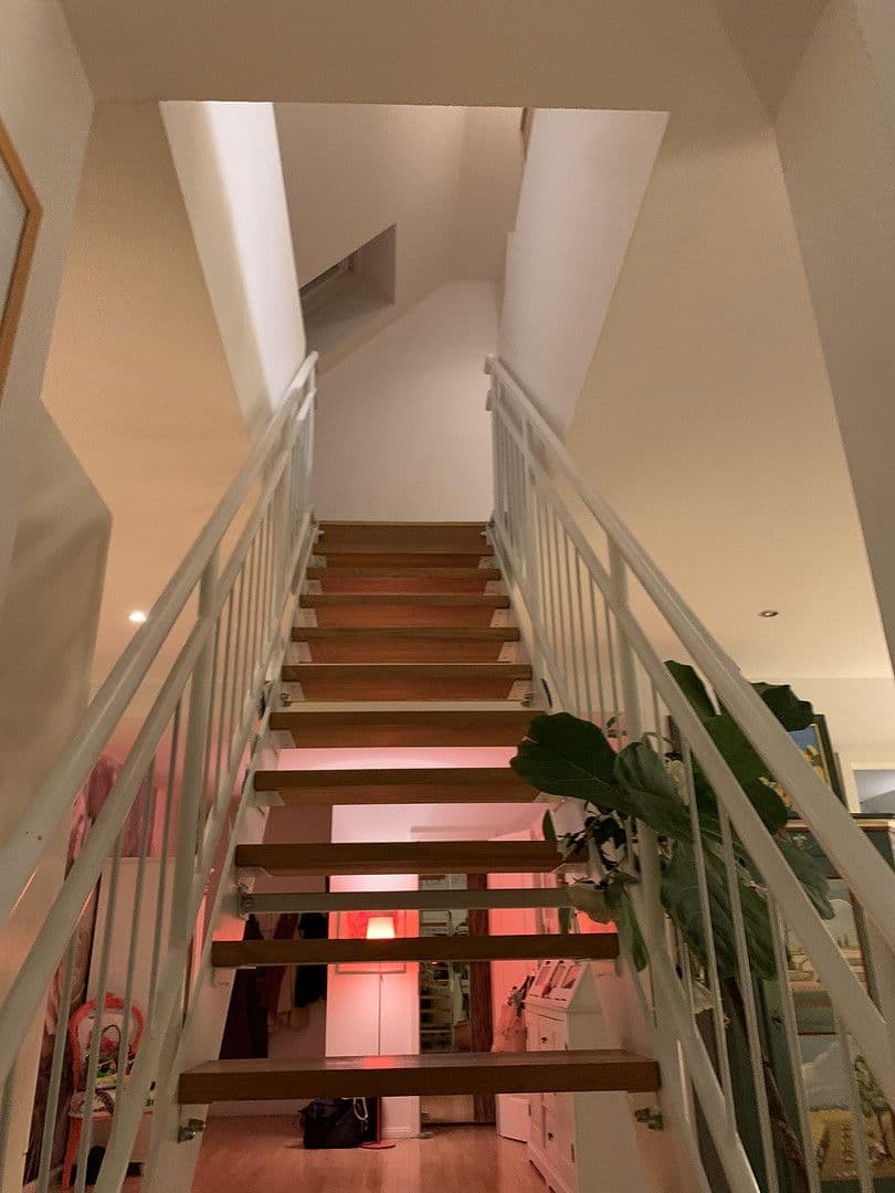 Pronájem bytu 3+1 128 m², Berliner Straße 90, Strausberg, Braniborsko Pronájem bytu 3+1 128 m², Berliner Straße 90, Strausberg, Braniborsko