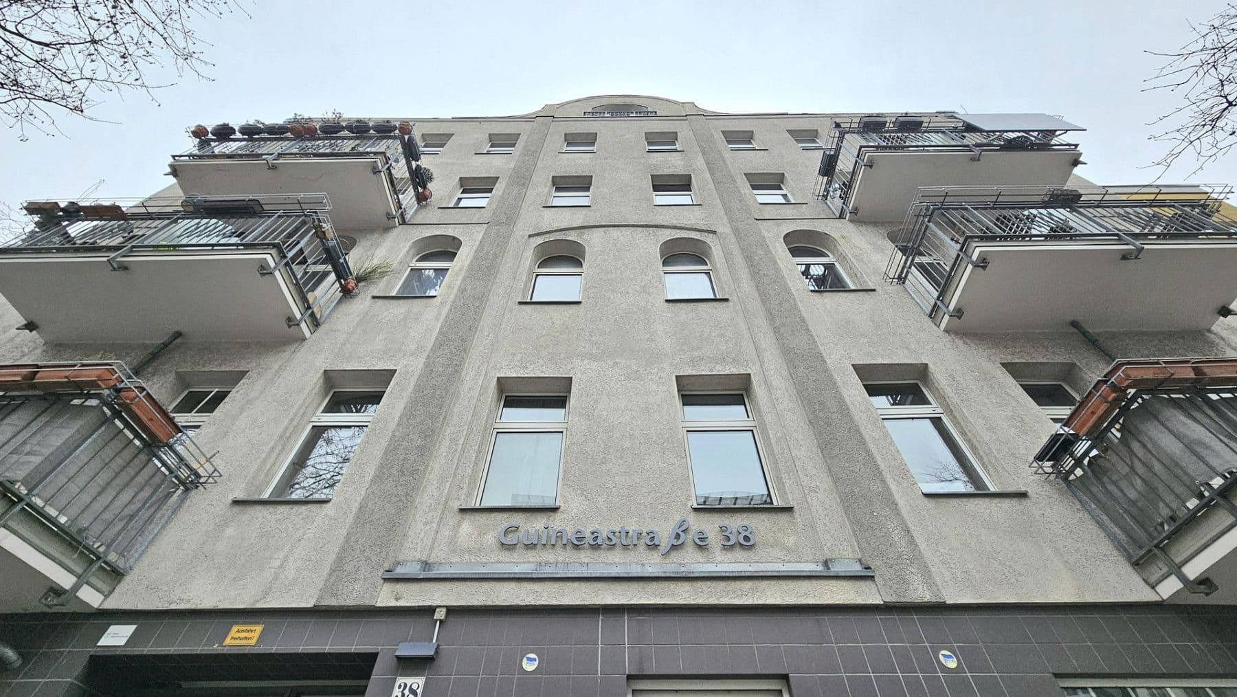 Prodej bytu 4+1 90 m², Guineastraße 38, Berlin, Berlín Prodej bytu 4+1 90 m², Guineastraße 38, Berlin, Berlín