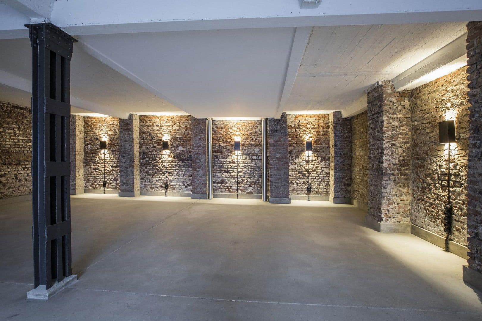 Prodej domu 360 m², pozemek 403 m², Jahnstraße 16a, Düsseldorf, Severní Porýní-Vestfálsko Prodej domu 360 m², pozemek 403 m², Jahnstraße 16a, Düsseldorf, Severní Porýní-Vestfálsko