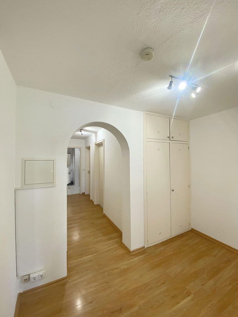Pronájem bytu 1+1 75 m², Pfitznerstr, München, Bavorsko Pronájem bytu 1+1 75 m², Pfitznerstr, München, Bavorsko