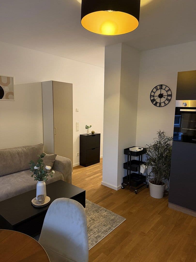 Pronájem bytu 1+1 29 m², Pankstr 89, Berlin, Berlín Pronájem bytu 1+1 29 m², Pankstr 89, Berlin, Berlín
