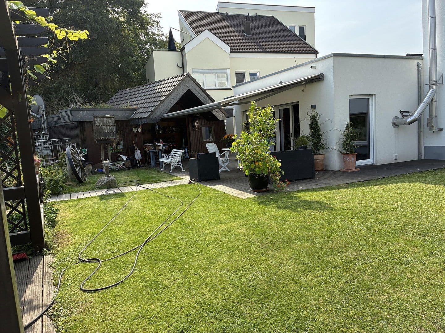 Prodej domu 503 m², pozemek 1.038 m², Bad Honnef, Severní Porýní-Vestfálsko Prodej domu 503 m², pozemek 1.038 m², Bad Honnef, Severní Porýní-Vestfálsko