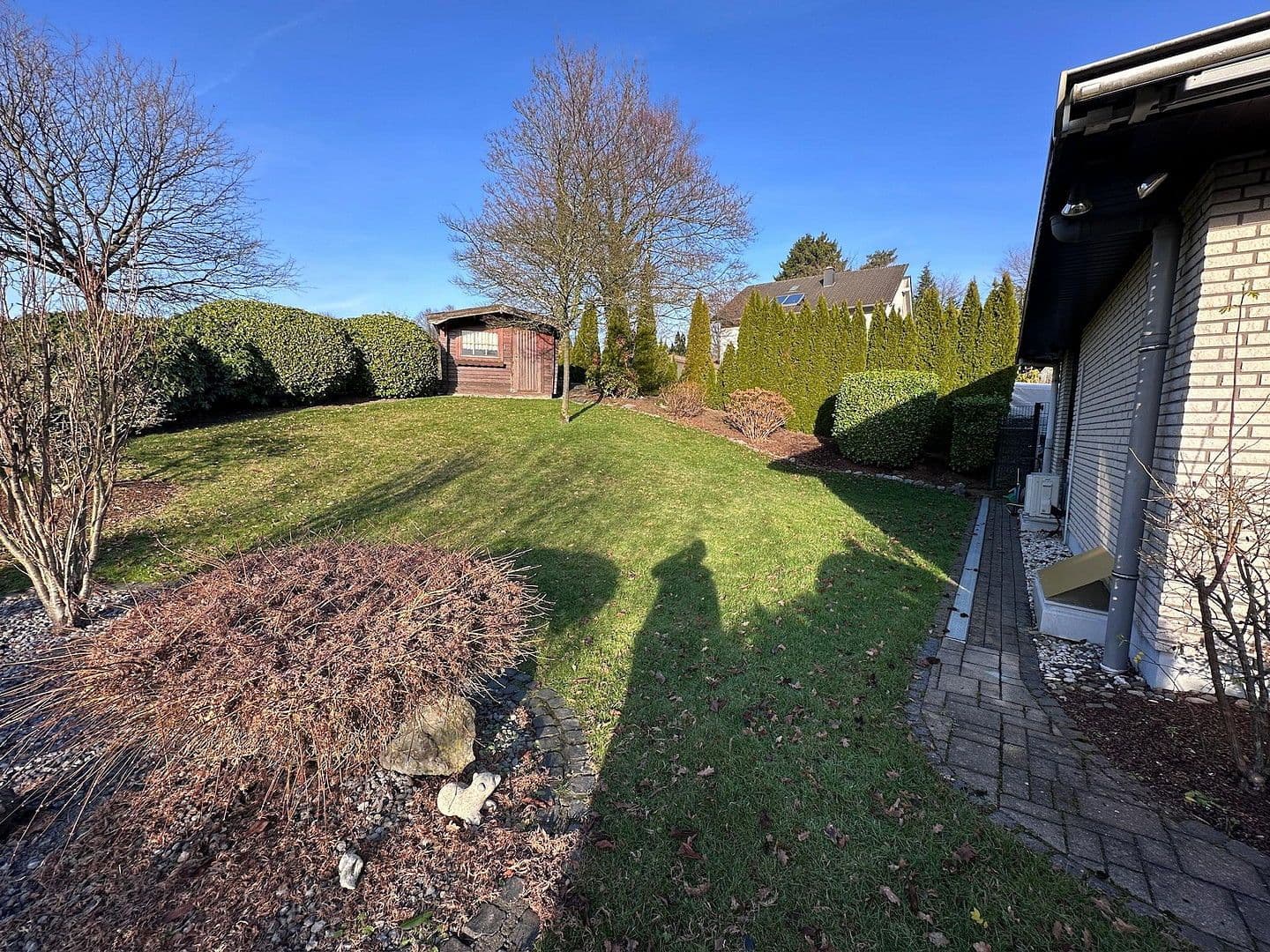 Prodej domu 228 m², pozemek 1.058 m², Solingen, Severní Porýní-Vestfálsko Prodej domu 228 m², pozemek 1.058 m², Solingen, Severní Porýní-Vestfálsko