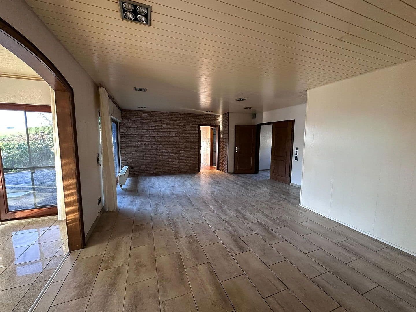Prodej domu 228 m², pozemek 1.058 m², Solingen, Severní Porýní-Vestfálsko Prodej domu 228 m², pozemek 1.058 m², Solingen, Severní Porýní-Vestfálsko