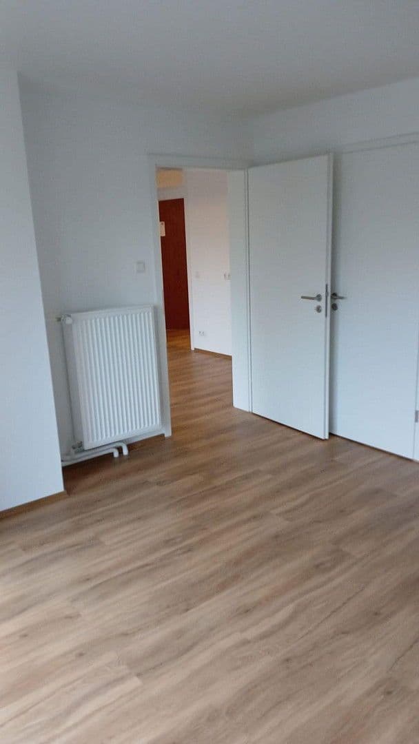 Prodej nebytového prostoru 1.445 m², Bad Soden-Salmünster, Hessen Prodej nebytového prostoru 1.445 m², Bad Soden-Salmünster, Hessen