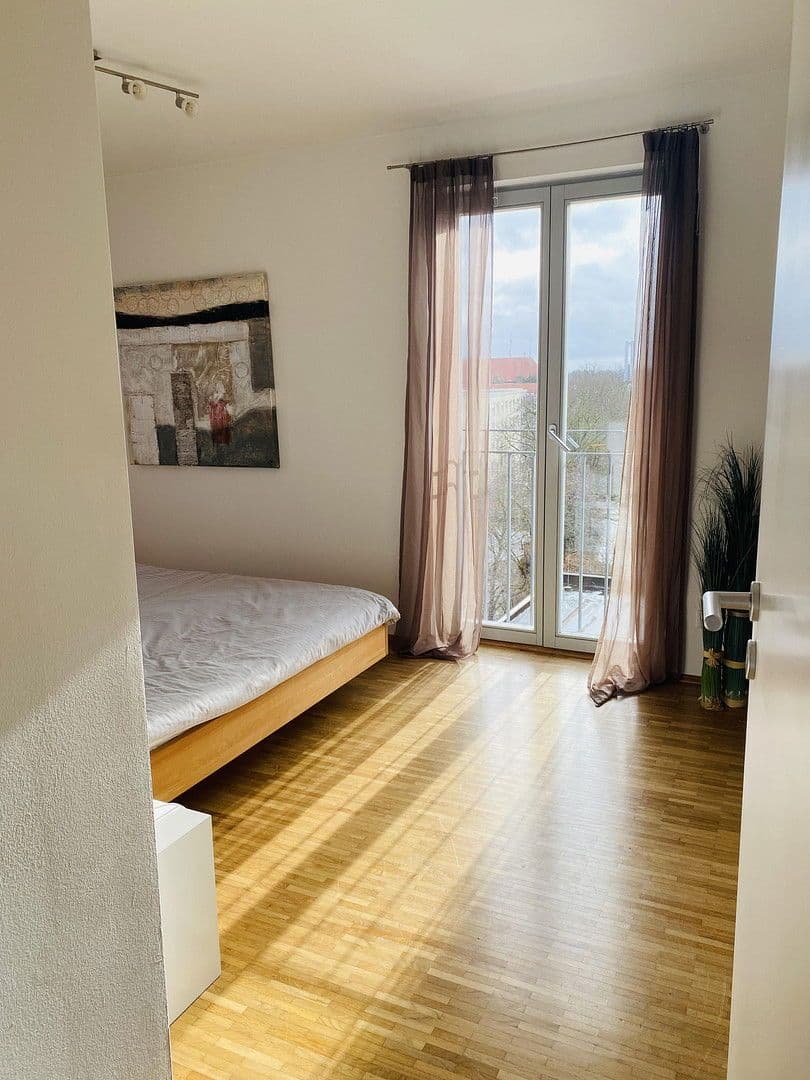 Pronájem bytu 3+1 88 m², St. Cajetan Str. 29, München, Bavorsko Pronájem bytu 3+1 88 m², St. Cajetan Str. 29, München, Bavorsko