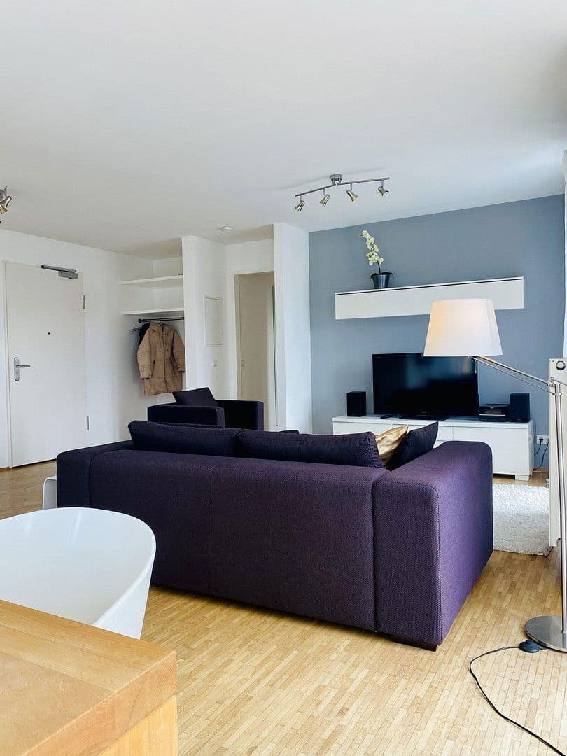 Pronájem bytu 3+1 88 m², St. Cajetan Str. 29, München, Bavorsko Pronájem bytu 3+1 88 m², St. Cajetan Str. 29, München, Bavorsko