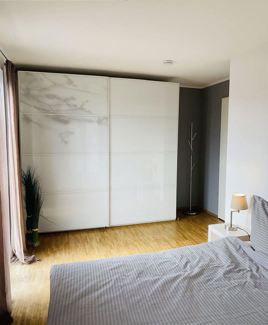 Pronájem bytu 3+1 88 m², St. Cajetan Str. 29, München, Bavorsko Pronájem bytu 3+1 88 m², St. Cajetan Str. 29, München, Bavorsko