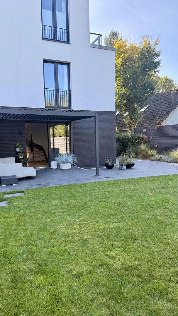 Prodej domu 155 m², pozemek 250 m², Hamburg, Hamburg Prodej domu 155 m², pozemek 250 m², Hamburg, Hamburg