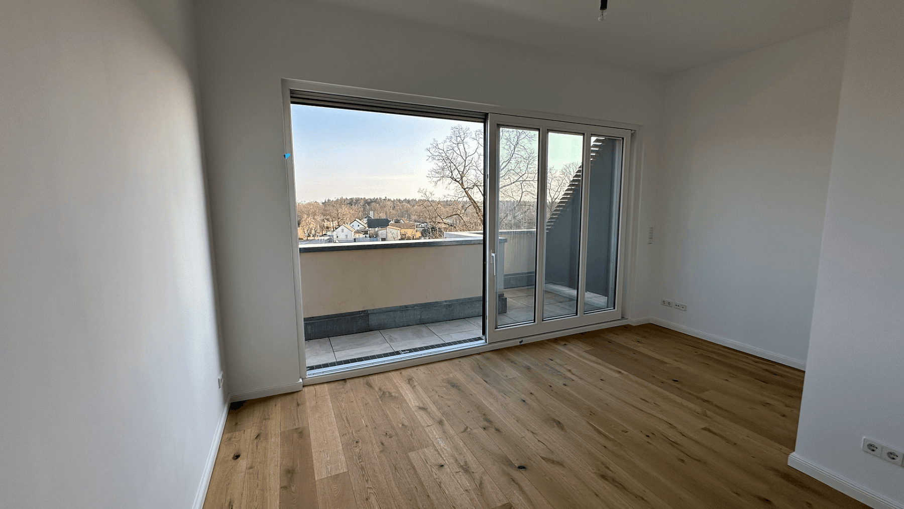 Pronájem bytu 3+1 141 m², Potsdamer Chaussee 11, Ludwigsfelde, Braniborsko Pronájem bytu 3+1 141 m², Potsdamer Chaussee 11, Ludwigsfelde, Braniborsko