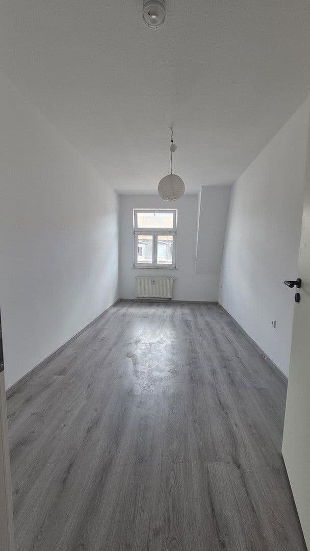 Pronájem bytu 3+1 60 m², Wurzen, Sasko Pronájem bytu 3+1 60 m², Wurzen, Sasko