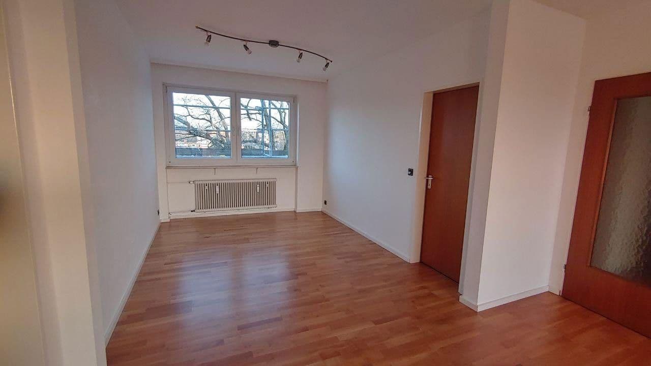Prodej bytu 4+1 87 m², Leipziger Straße 24, Wiesbaden Bierstadt, Hessen Prodej bytu 4+1 87 m², Leipziger Straße 24, Wiesbaden Bierstadt, Hessen