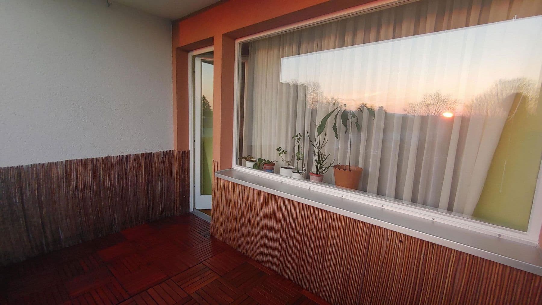 Prodej bytu 4+1 87 m², Leipziger Straße 24, Wiesbaden Bierstadt, Hessen Prodej bytu 4+1 87 m², Leipziger Straße 24, Wiesbaden Bierstadt, Hessen