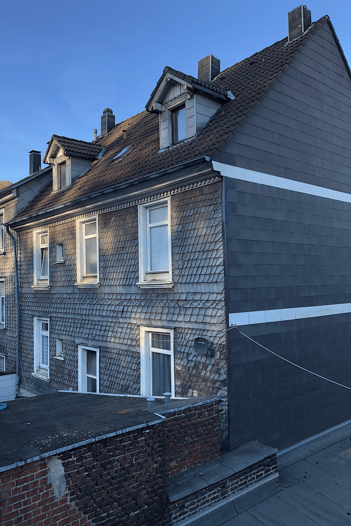 Prodej domu 228 m², pozemek 138 m², Wilhelmstr 71, Velbert, Severní Porýní-Vestfálsko Prodej domu 228 m², pozemek 138 m², Wilhelmstr 71, Velbert, Severní Porýní-Vestfálsko