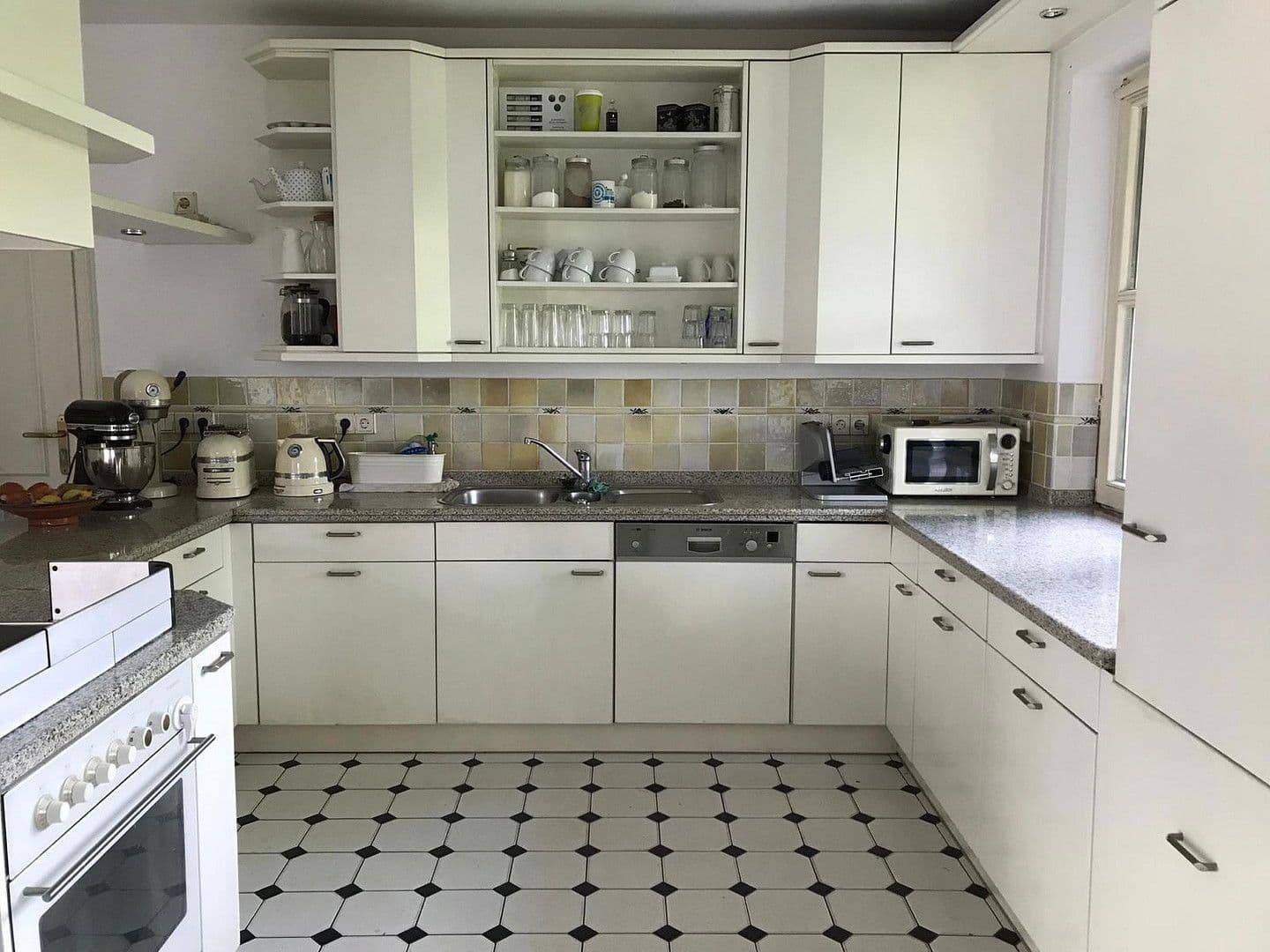 Prodej domu 412 m², pozemek 1.745 m², Ottersberg, Dolní Sasko Prodej domu 412 m², pozemek 1.745 m², Ottersberg, Dolní Sasko