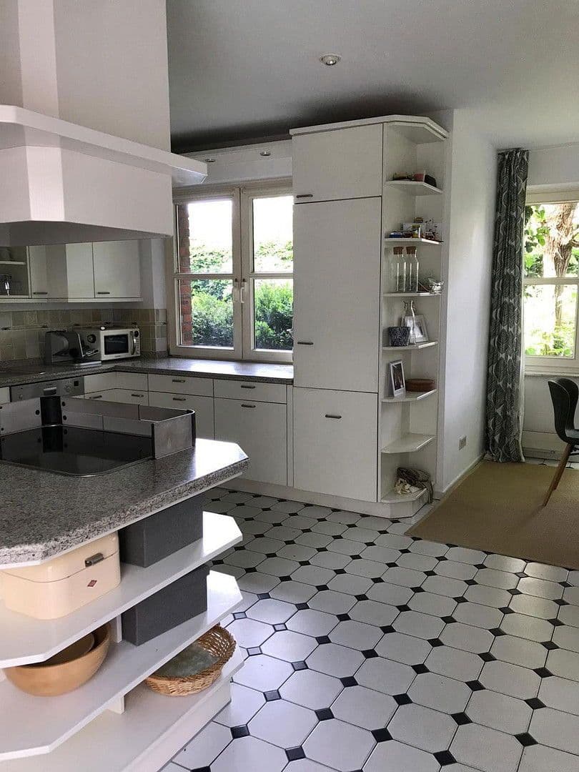 Prodej domu 412 m², pozemek 1.745 m², Ottersberg, Dolní Sasko Prodej domu 412 m², pozemek 1.745 m², Ottersberg, Dolní Sasko