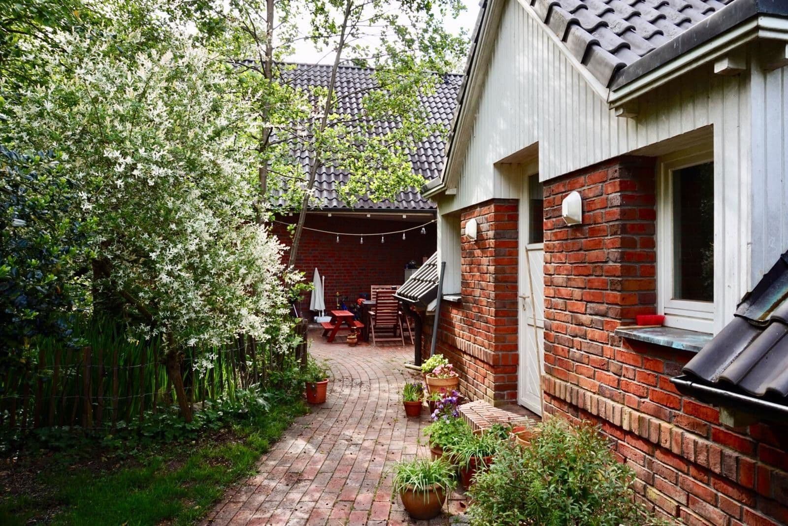 Prodej domu 412 m², pozemek 1.745 m², Ottersberg, Dolní Sasko Prodej domu 412 m², pozemek 1.745 m², Ottersberg, Dolní Sasko