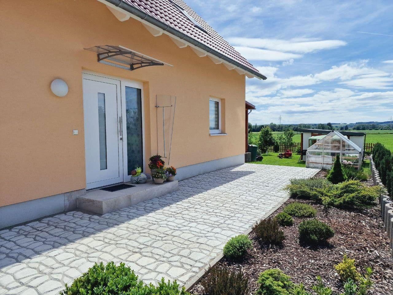 Prodej domu 120 m², pozemek 883 m², Dürrlauingen, Bavorsko Prodej domu 120 m², pozemek 883 m², Dürrlauingen, Bavorsko