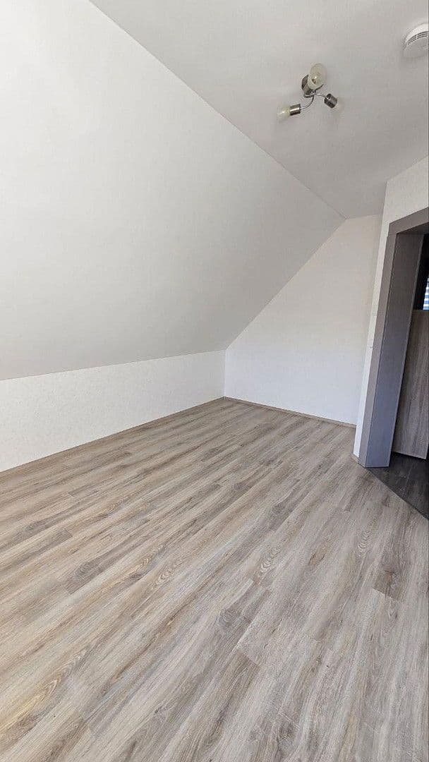 Prodej domu 120 m², pozemek 883 m², Dürrlauingen, Bavorsko Prodej domu 120 m², pozemek 883 m², Dürrlauingen, Bavorsko