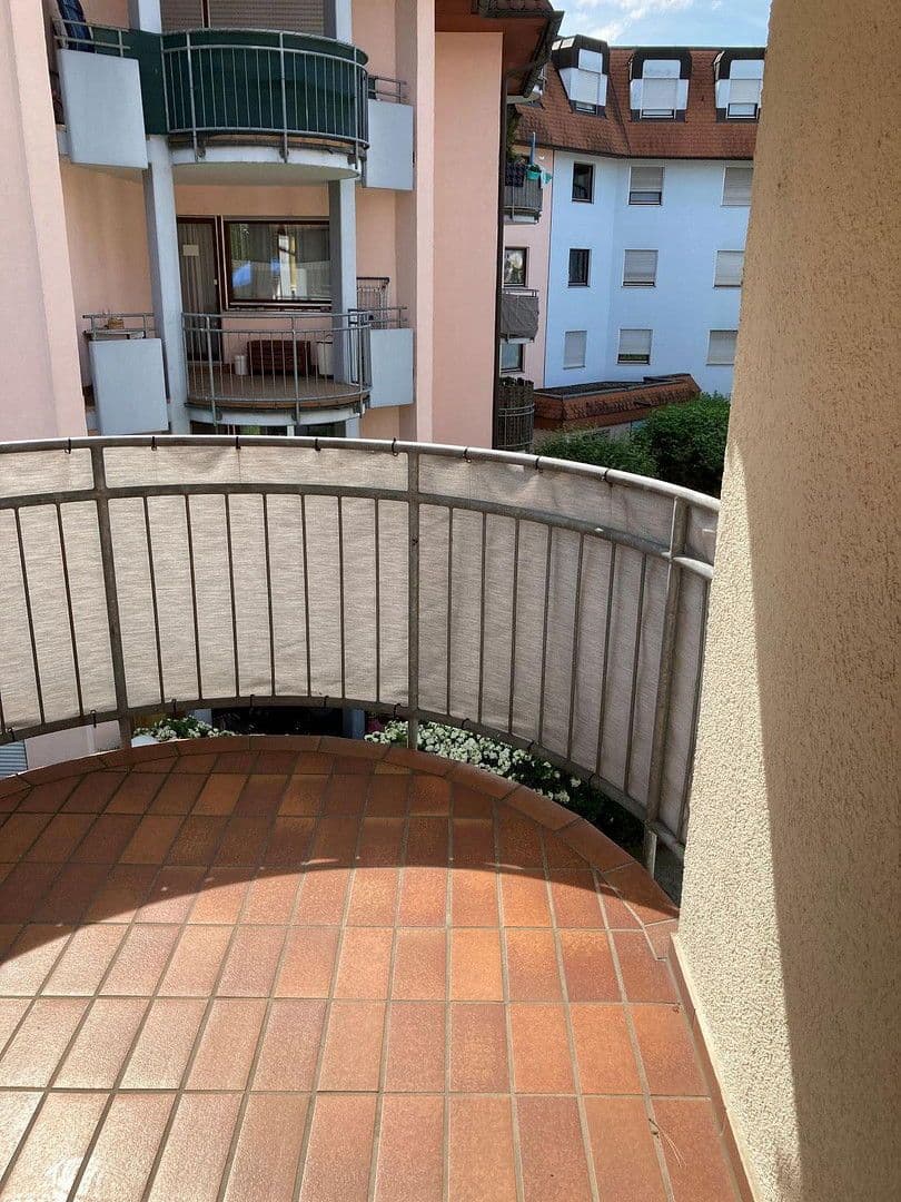 Pronájem bytu 1+kk 48 m², Werderstraße 168, Heilbronn, Bádensko-Württembersko Pronájem bytu 1+kk 48 m², Werderstraße 168, Heilbronn, Bádensko-Württembersko