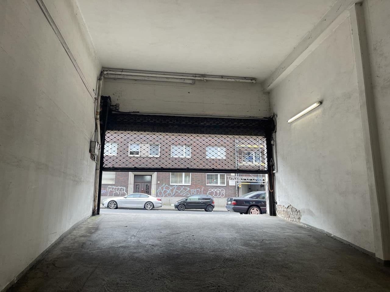 Pronájem garáže, Oberbilker Allee 78, Düsseldorf, Severní Porýní-Vestfálsko Pronájem garáže, Oberbilker Allee 78, Düsseldorf, Severní Porýní-Vestfálsko