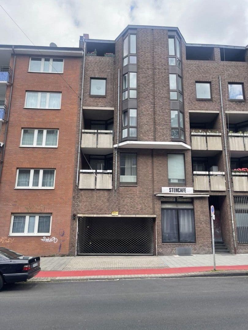 Pronájem garáže, Oberbilker Allee 78, Düsseldorf, Severní Porýní-Vestfálsko Pronájem garáže, Oberbilker Allee 78, Düsseldorf, Severní Porýní-Vestfálsko