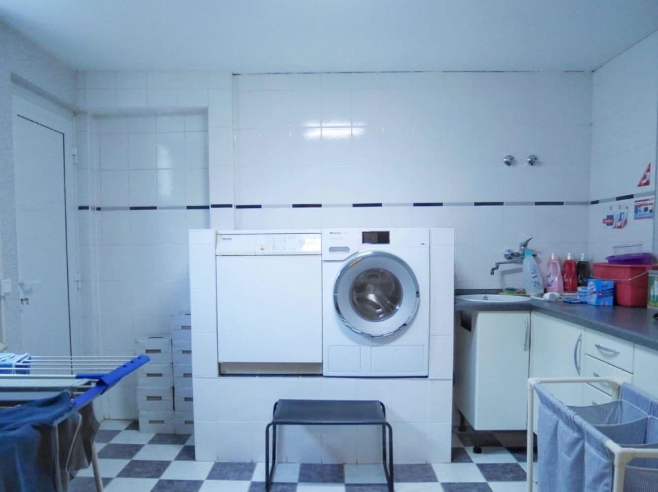 Prodej domu 200 m², pozemek 328 m², Bad Vilbel, Hessen Prodej domu 200 m², pozemek 328 m², Bad Vilbel, Hessen