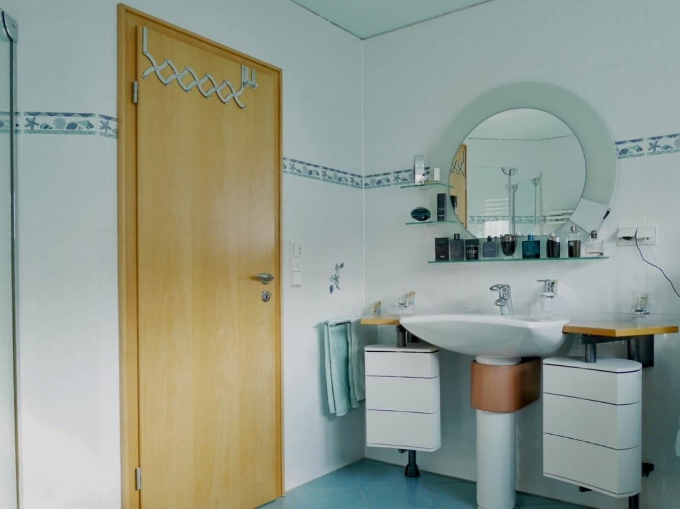 Prodej domu 200 m², pozemek 328 m², Bad Vilbel, Hessen Prodej domu 200 m², pozemek 328 m², Bad Vilbel, Hessen