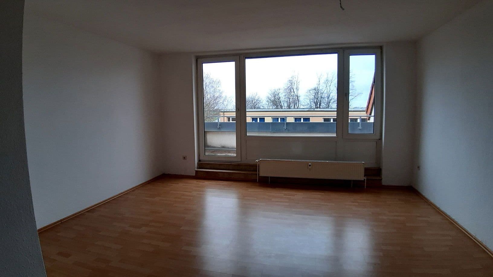 Pronájem bytu 2+1 72 m², Jänickendorfer Straße 50, Steinhöfel, Braniborsko Pronájem bytu 2+1 72 m², Jänickendorfer Straße 50, Steinhöfel, Braniborsko