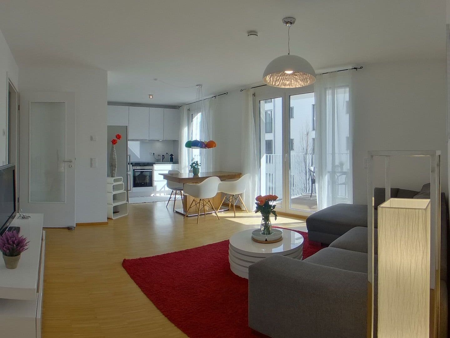 Pronájem bytu 2+1 53 m², Paul-Heyse-Str 31a, München, Bavorsko Pronájem bytu 2+1 53 m², Paul-Heyse-Str 31a, München, Bavorsko