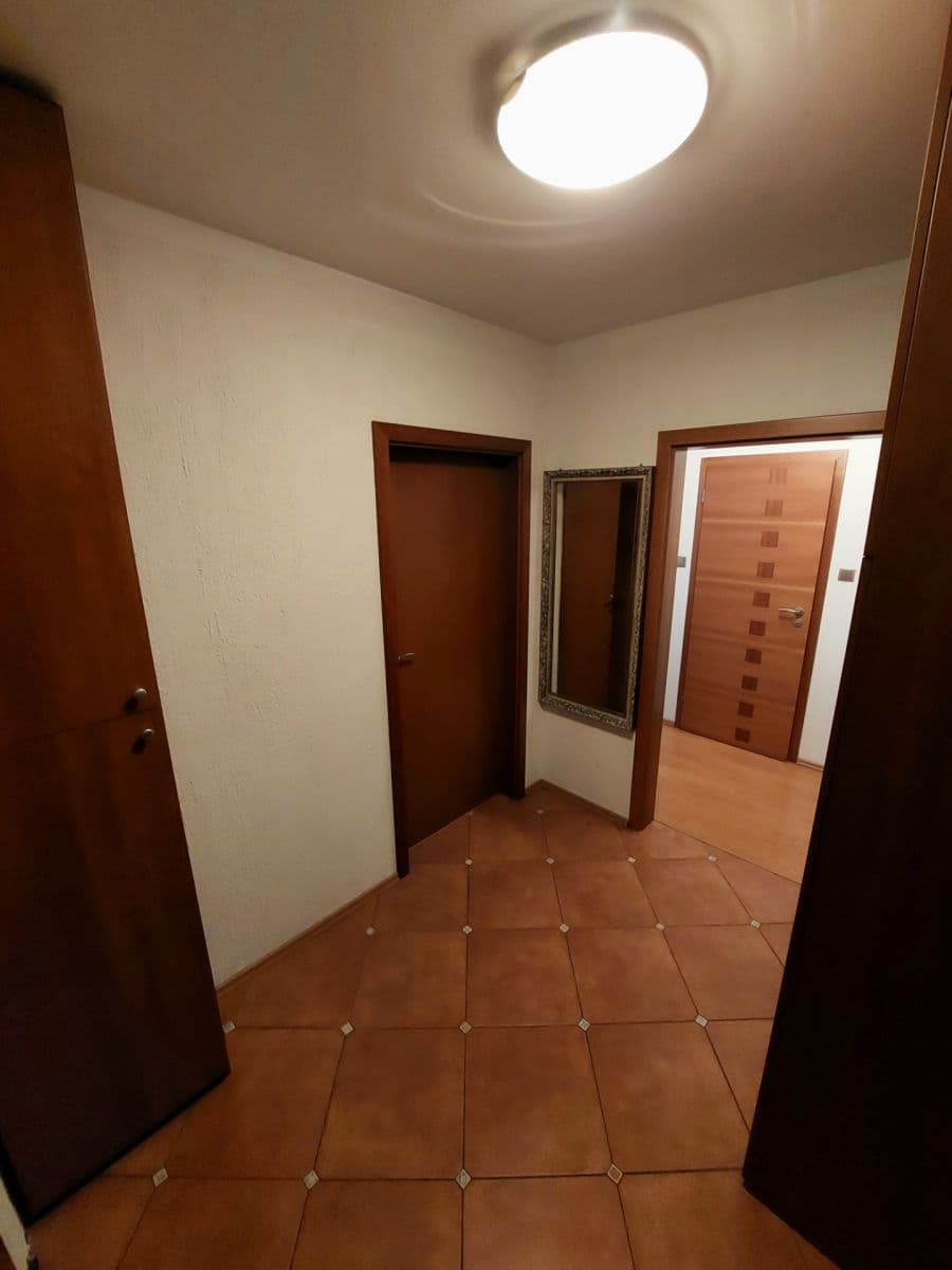 Prodej bytu 3+1 75 m², Leopoldova, Praha, Praha Prodej bytu 3+1 75 m², Leopoldova, Praha, Praha