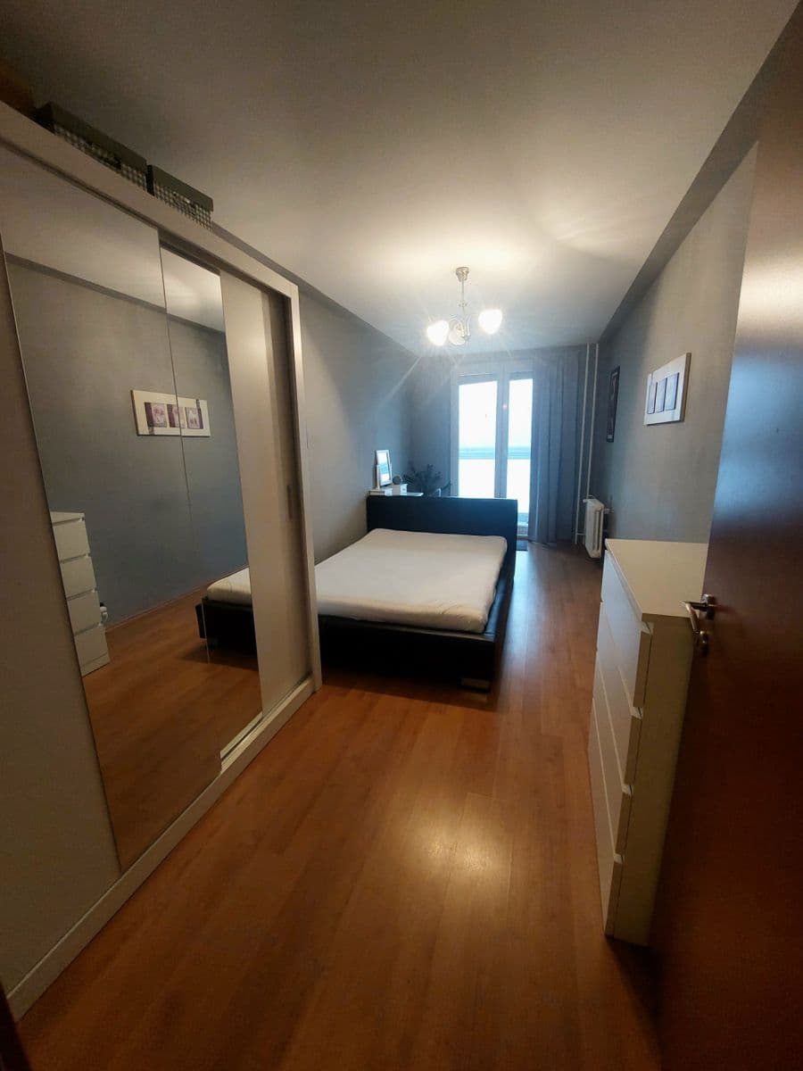 Prodej bytu 3+1 75 m², Leopoldova, Praha, Praha Prodej bytu 3+1 75 m², Leopoldova, Praha, Praha