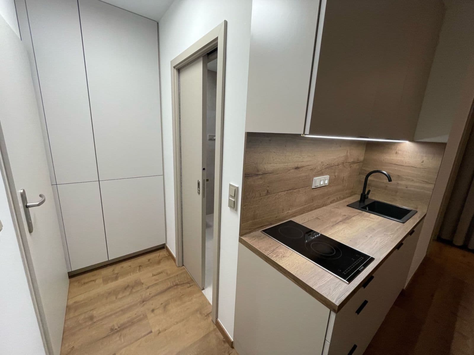 Pronájem bytu 2+kk 36 m², Bartákova, Praha, Praha Pronájem bytu 2+kk 36 m², Bartákova, Praha, Praha