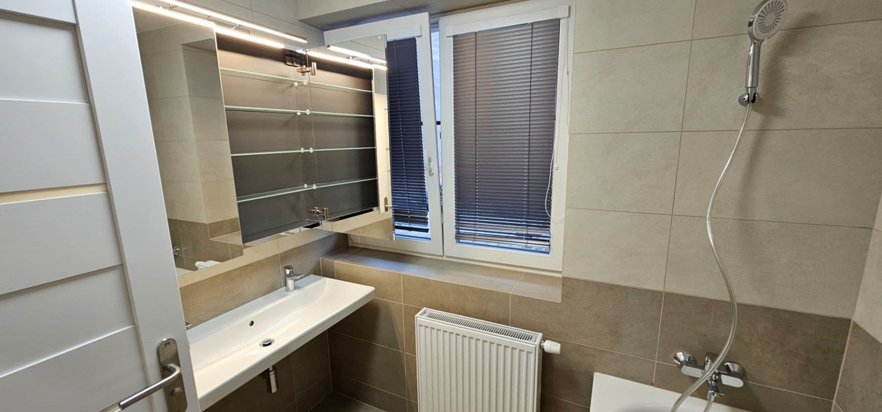 Pronájem bytu 3+kk 75 m², Pod Kesnerkou, Praha, Praha Pronájem bytu 3+kk 75 m², Pod Kesnerkou, Praha, Praha