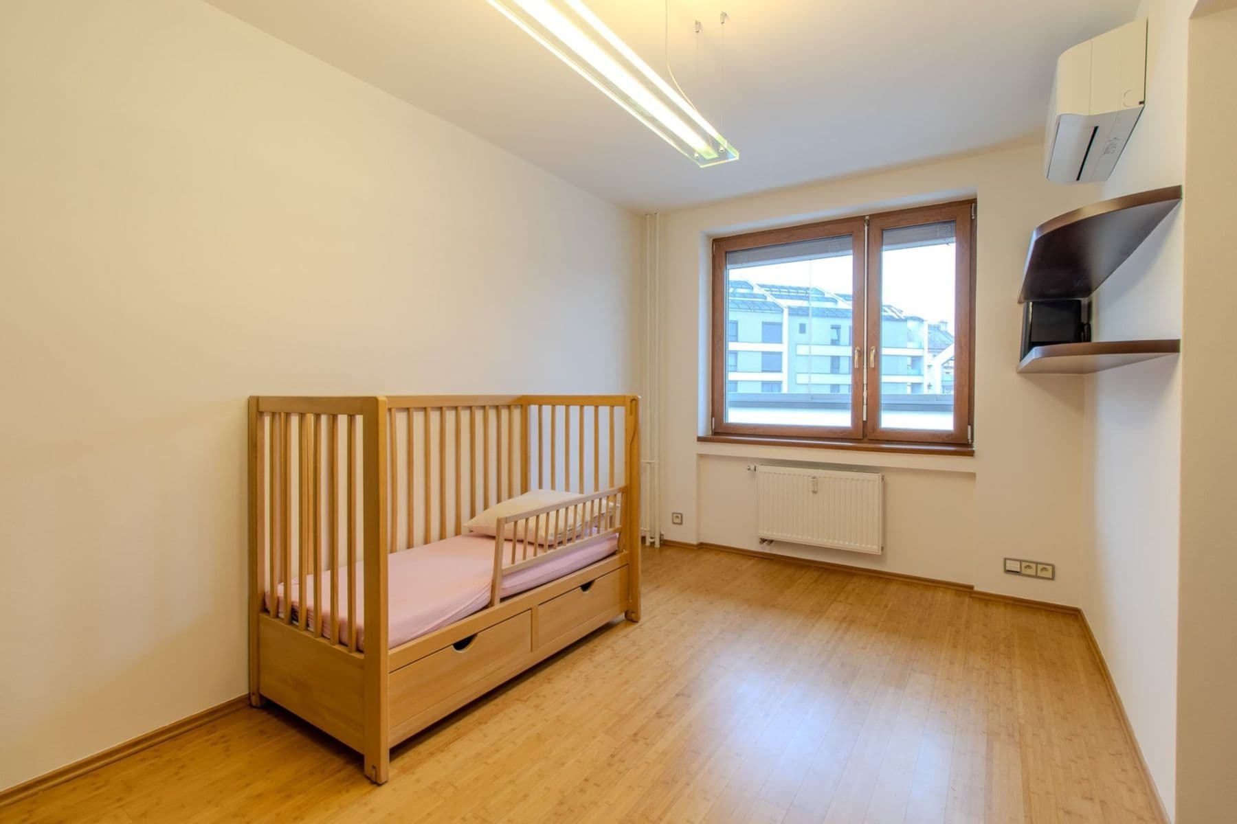 Pronájem bytu 4+kk 88 m², Kloboučnická, Praha, Praha Pronájem bytu 4+kk 88 m², Kloboučnická, Praha, Praha