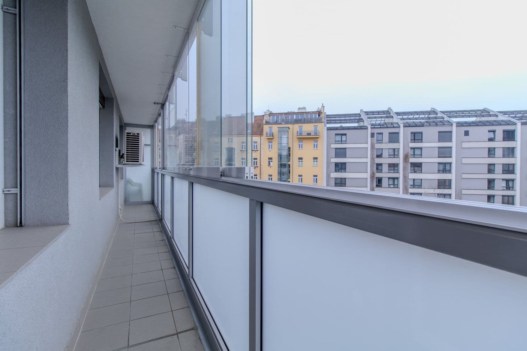 Pronájem bytu 4+kk 88 m², Kloboučnická, Praha, Praha Pronájem bytu 4+kk 88 m², Kloboučnická, Praha, Praha