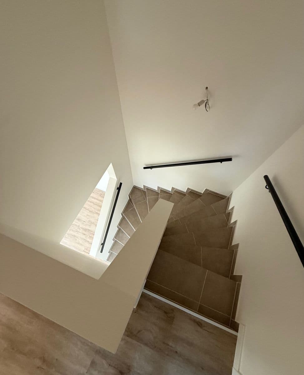 Prodej bytu 4+kk 110 m², Strančice, Středočeský kraj Prodej bytu 4+kk 110 m², Strančice, Středočeský kraj