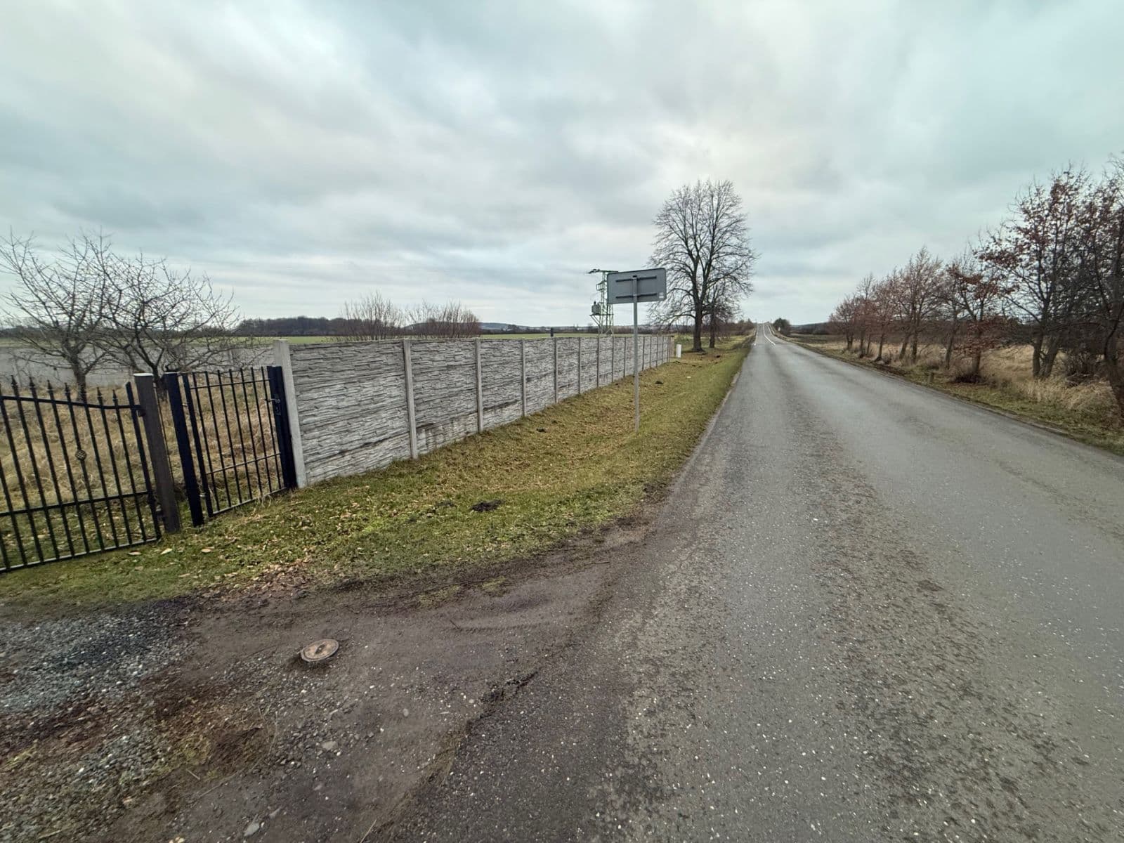 Prodej pozemku 1.346 m², Sány, Středočeský kraj Prodej pozemku 1.346 m², Sány, Středočeský kraj