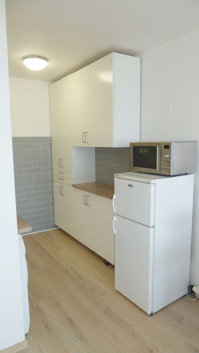 Pronájem bytu 2+kk 43 m², Bellušova, Praha, Praha Pronájem bytu 2+kk 43 m², Bellušova, Praha, Praha