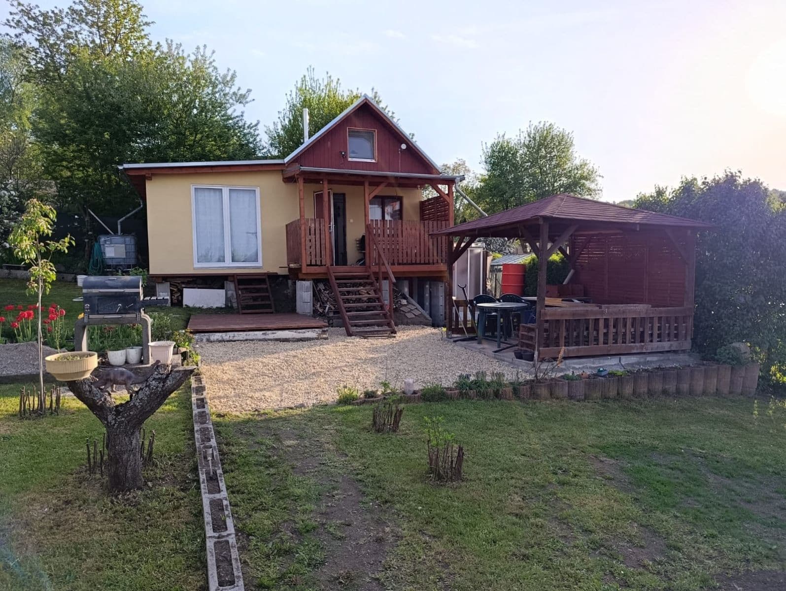 Prodej chaty, chalupy 50 m², pozemek 420 m², Svatošská, Karlovy Vary, Karlovarský kraj Prodej chaty, chalupy 50 m², pozemek 420 m², Svatošská, Karlovy Vary, Karlovarský kraj