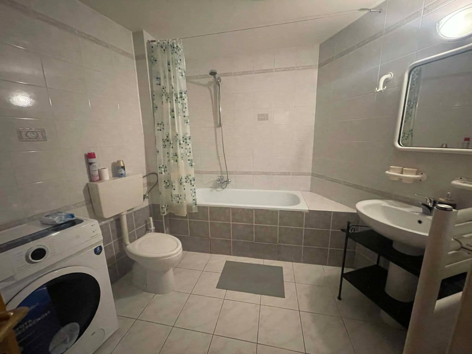 Pronájem bytu 3+kk 75 m², Krymská, Praha, Praha Pronájem bytu 3+kk 75 m², Krymská, Praha, Praha