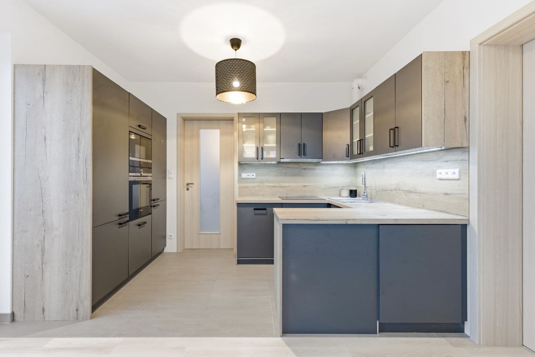 Prodej bytu 3+kk 70 m², Klausova, Praha, Praha Prodej bytu 3+kk 70 m², Klausova, Praha, Praha