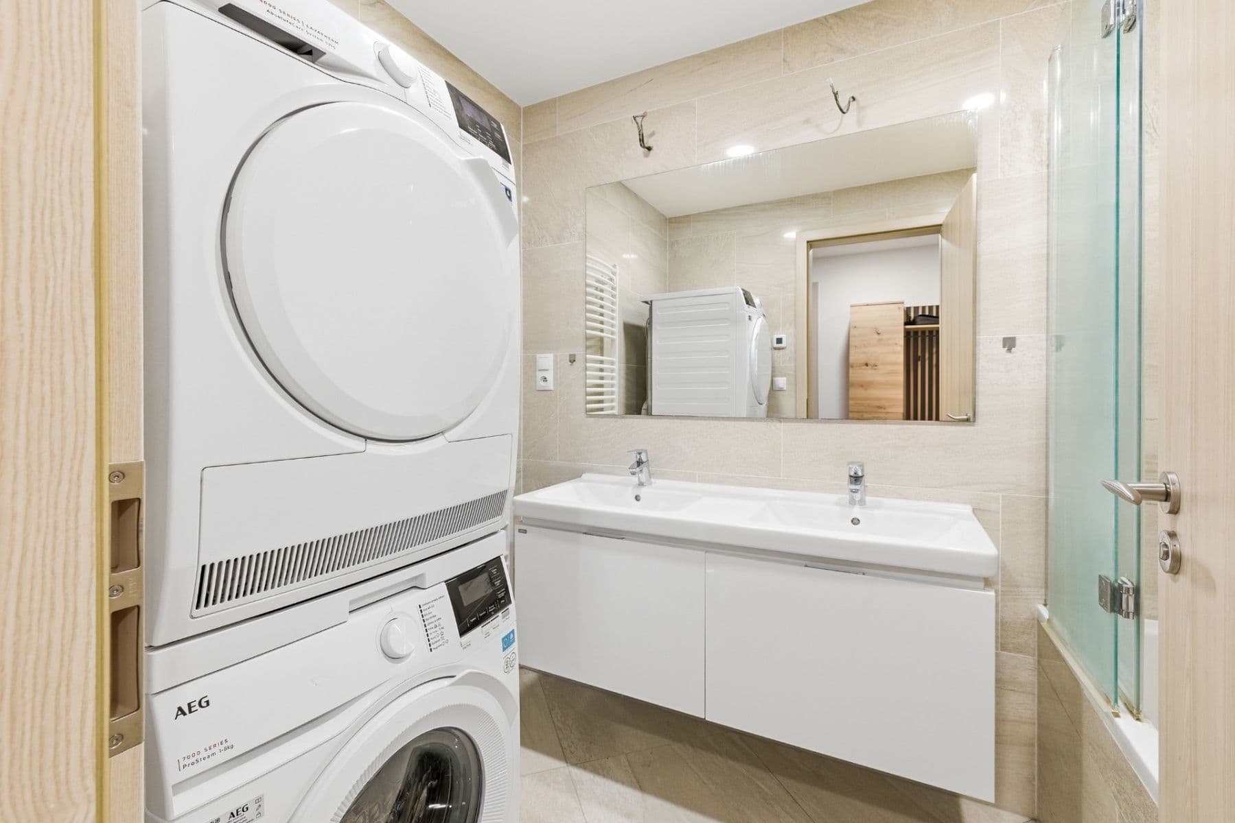 Prodej bytu 3+kk 70 m², Klausova, Praha, Praha Prodej bytu 3+kk 70 m², Klausova, Praha, Praha