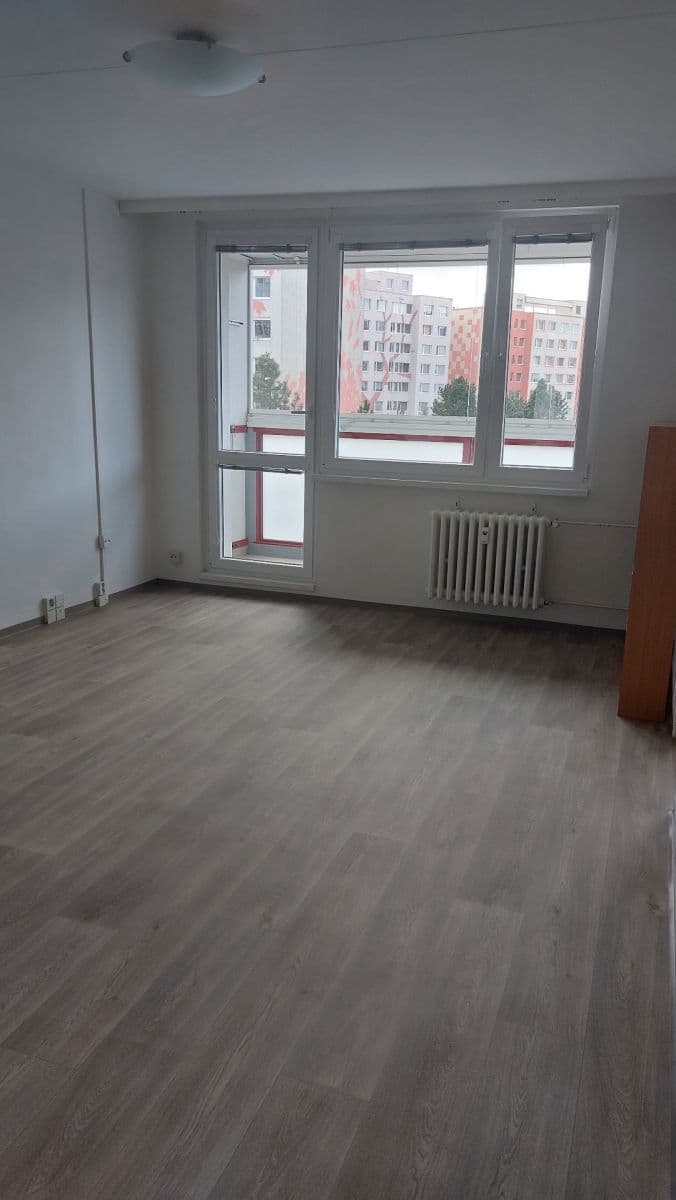 Pronájem bytu 3+1 74 m², Petýrkova, Praha, Praha Pronájem bytu 3+1 74 m², Petýrkova, Praha, Praha